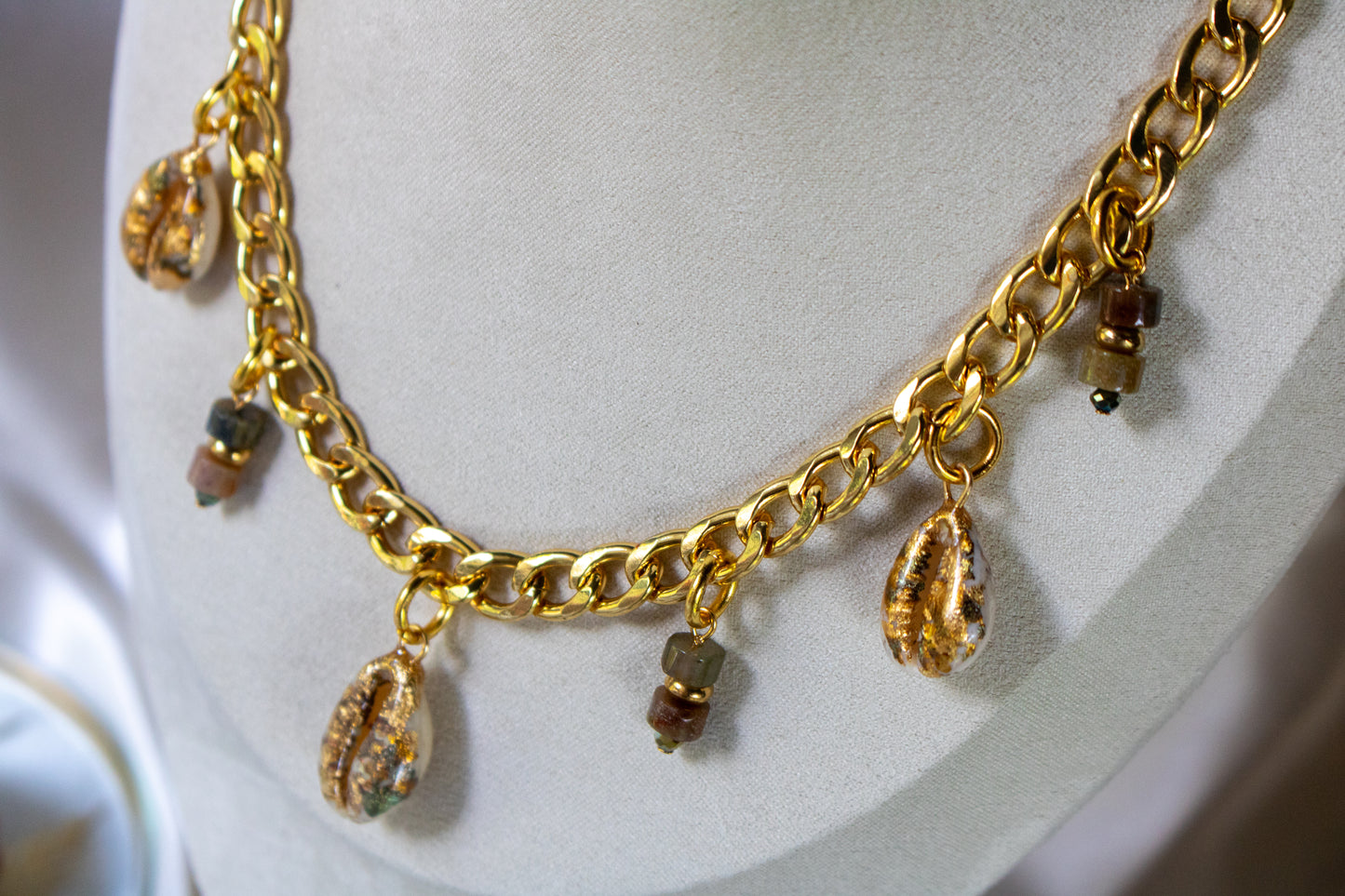 Rhea Chunky Curb Necklace