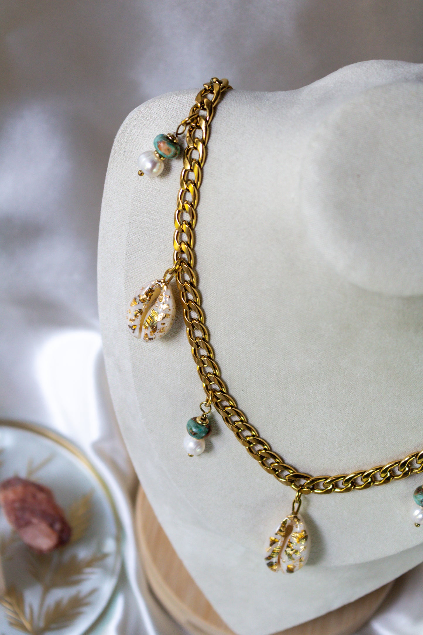Quinn Chunky Curb Necklace