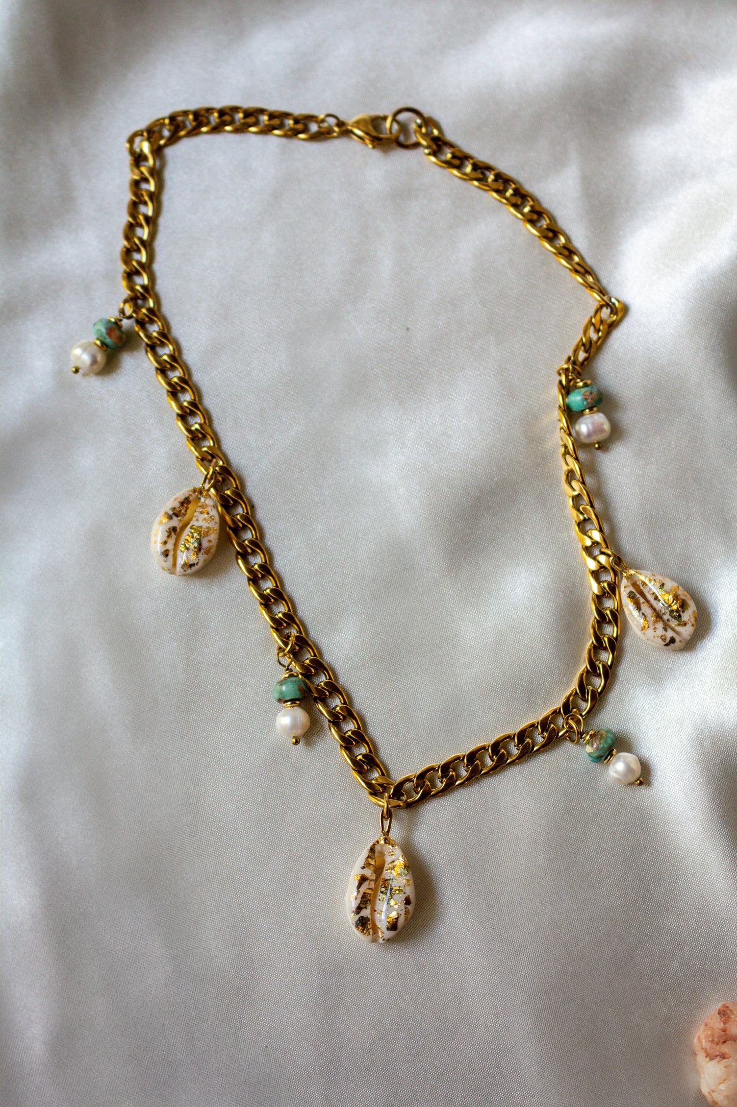 Quinn Chunky Curb Necklace