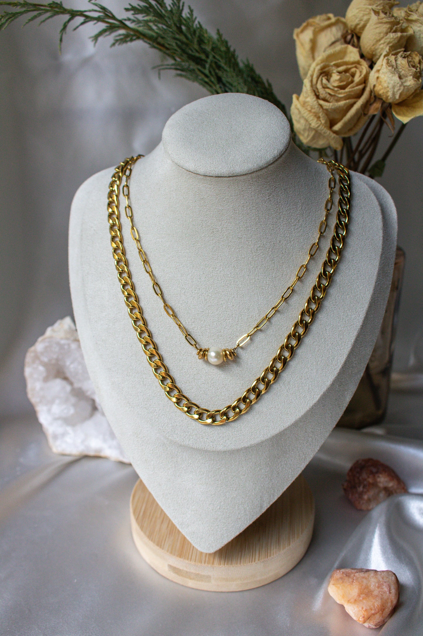 The Orbit Necklace
